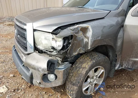 2012 Toyota Tundra Grade 4.6L V8 из США, поврежденный, VIN 5TFRM5F15CX044094